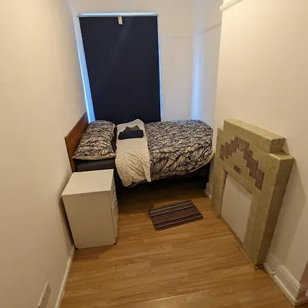 Homestay Rahal Hackney *