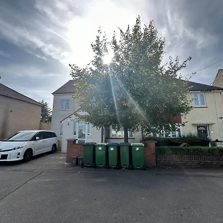 Luxury Ensuite In Crayford Dartford Bexley London With Full Kitchen And Side Garden Alleyway Entrance ゲストハウス *