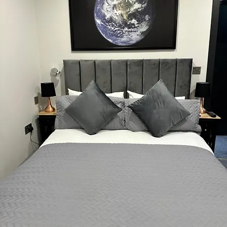 Pasha - 3* Boutique 3* Londra