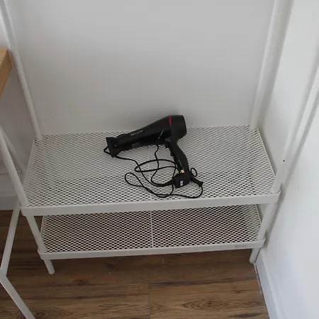 Euston Private Bedrooms 119a 1-4 *