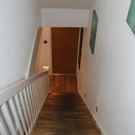 Euston Private Bedrooms 119a 1-4 Homestay *