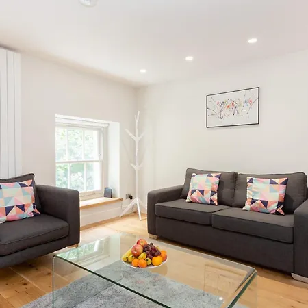 Bnbnova - 2br 2ba In Fitzrovia & Soho דירה לונדון