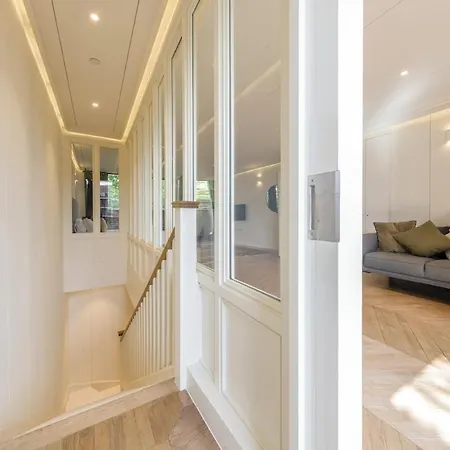 Entire Primrose Hill Townhouse - Modern Oasis #1 Holiday home London