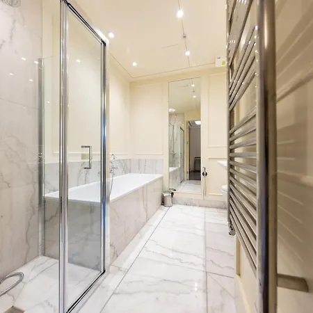 Holiday home Entire Primrose Hill Townhouse - Modern Oasis #2 *