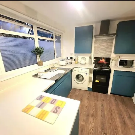 Spacious Townhouse *