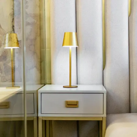 Billionaires 3 Bedroom Ultra Luxury Knightsbridge Hideaway By Harrods Apartment