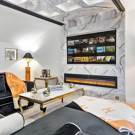 Billionaires 3 Bedroom Ultra Luxury Knightsbridge Hideaway By Harrods *