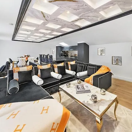 Billionaires 3 Bedroom Ultra Luxury Knightsbridge Hideaway By Harrods * London