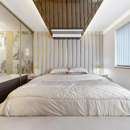 Billionaires 3 Bedroom Ultra Luxury Knightsbridge Hideaway By Harrods