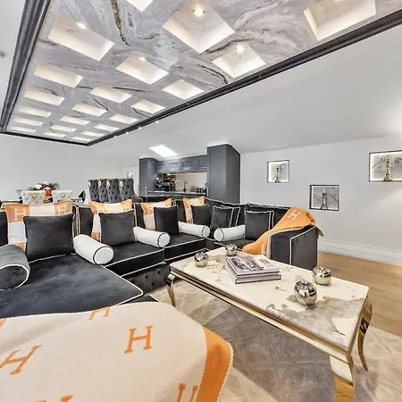 Billionaires 3 Bedroom Ultra Luxury Knightsbridge Hideaway By Harrods * London