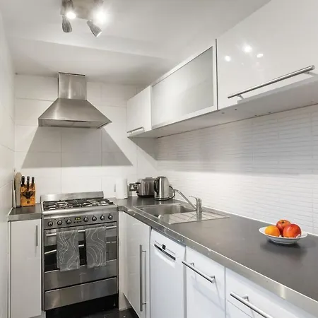 Trendy South Kensington Flat Near Museums & Tube * London