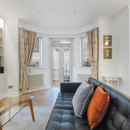 Apartment Trendy South Kensington Flat Near Museums & Tube London