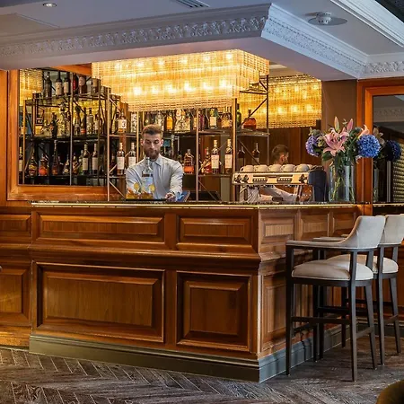 Western Burns Kensington Hotell