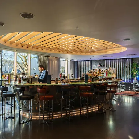 Hyatt Regency Embankment Hotel 4*
