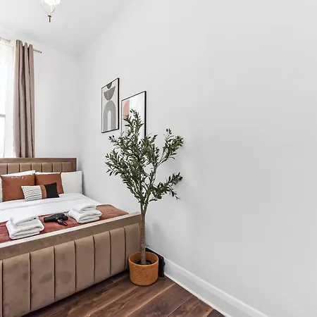 Apartman Prime Location In Camden 4 Mins To Kings Cross, 1 Mins To Euston London