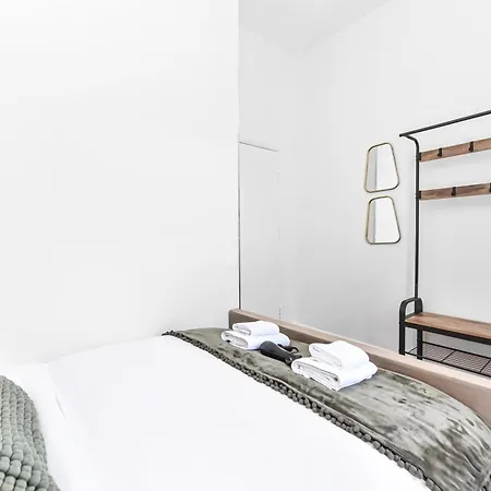 Prime Location In Camden 4 Mins To Kings Cross, 1 Mins To Euston * London