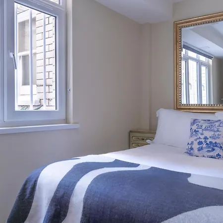 The Egerton - Luxury * London
