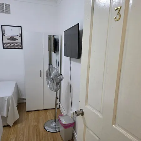 Budget Grey House Apartmán