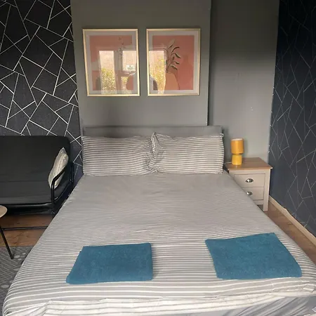 Homestay Colebert Avenue *