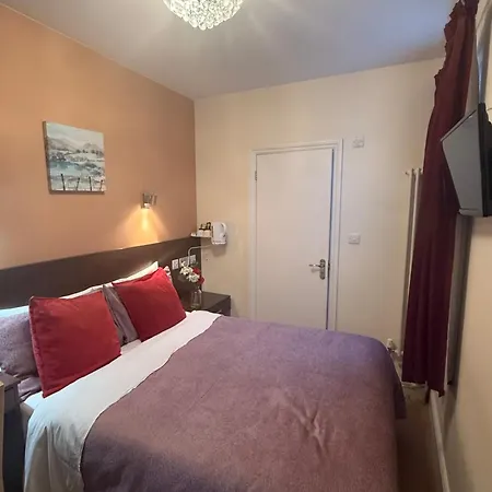 Hotel Albro House 2*