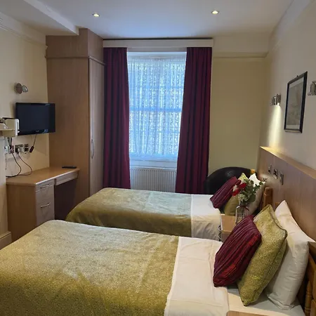 Albro House Hotel 2*
