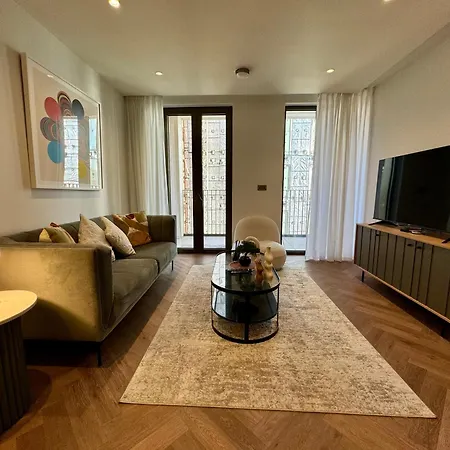 Apartment Paddington Luxury 2br 2ba Balcony London