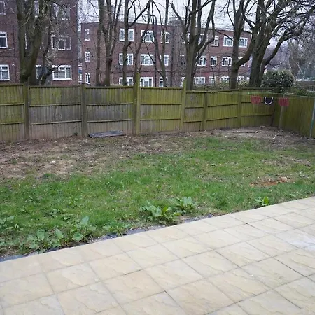 Modern Flat Near Wembley Stadium アパート