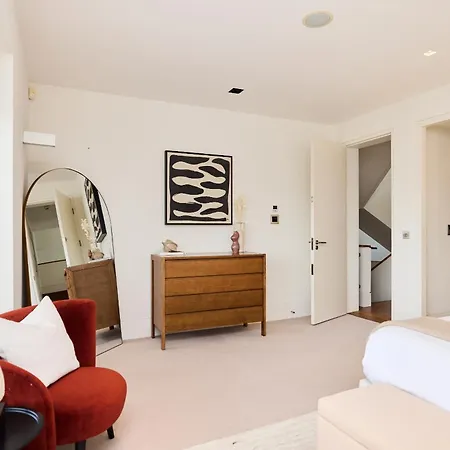 The Hampstead Garden Hideaway - 5bdr With Pool And Garden アパート ロンドン
