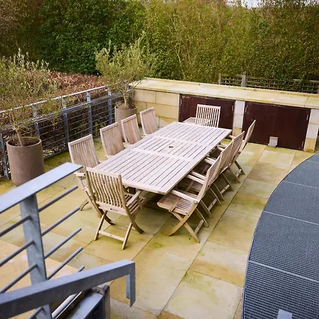The Hampstead Garden Hideaway - 5bdr With Pool And Garden