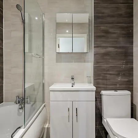 Relaxing 1-bed Haven Near Battersea Park London