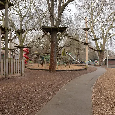 Relaxing 1-bed Haven Near Battersea Park *