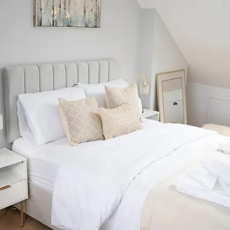 Apartment Relax In Style I Business & Leisure I Free Parking London