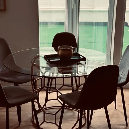 Brand New Spacious 3 Bed With Terrace In Shoreditch *