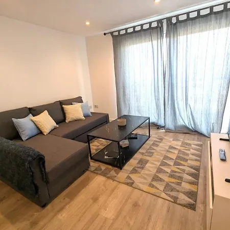 Modern Large Flat 1min To Stockwell Station With Skyscraper View Apartman *