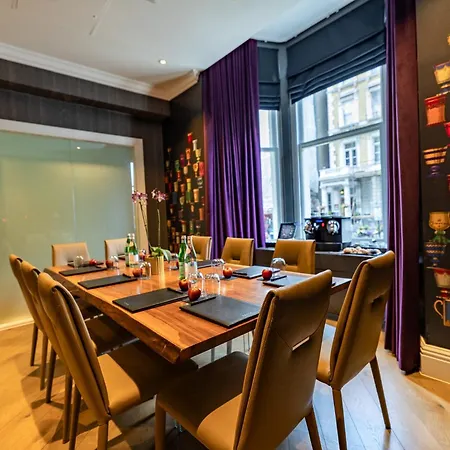 Hotel Xenia - Autograph Collection