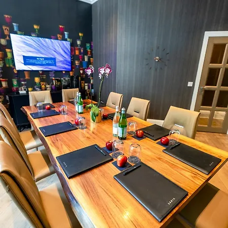 Xenia - Autograph Collection Hotel 4*