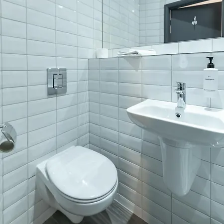 Easyhotel Victoria