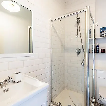 Charming First Floor Flat In Tufnell Park Apartment