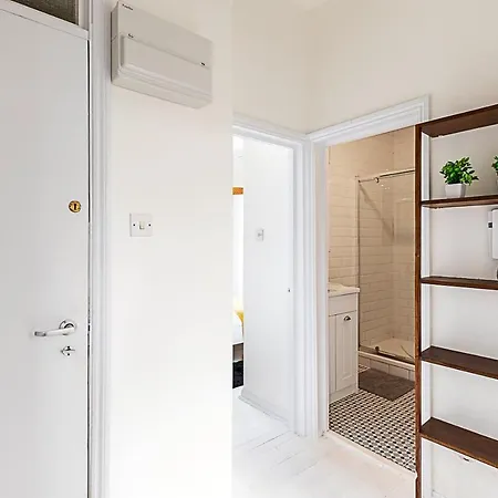 Charming First Floor Flat In Tufnell Park Apartment