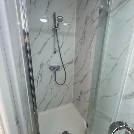 منزل للإقامة 12 Torver Road, Ha1 1tq *