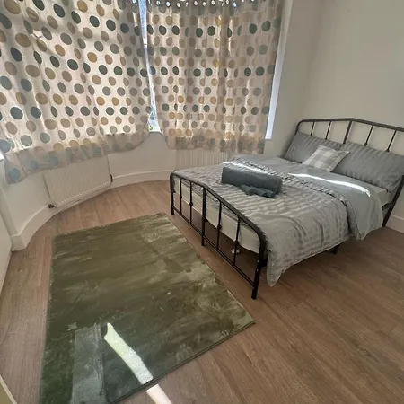 12 Torver Road, Ha1 1tq منزل للإقامة هارو