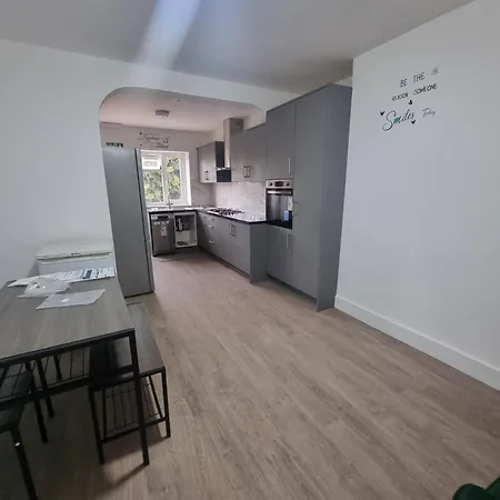 12 Torver Road, Ha1 1tq منزل للإقامة هارو