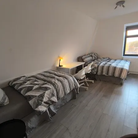Homestay Full Equiped Rooms, Tooting Broadway Station London