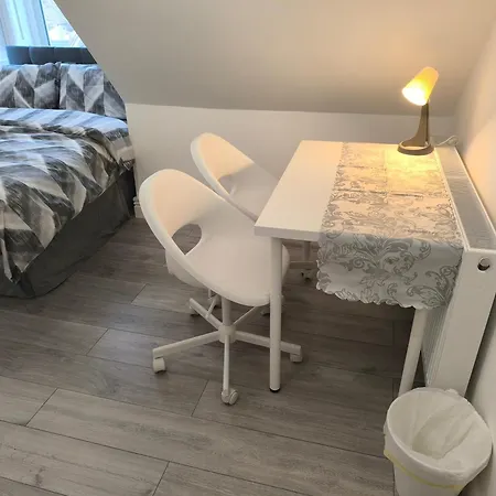 Homestay Full Equiped Rooms, Tooting Broadway Station *