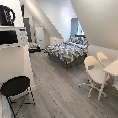 Full Equiped Rooms, Tooting Broadway Station