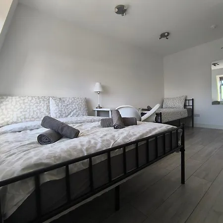 Full Equiped Rooms, Tooting Broadway Station *