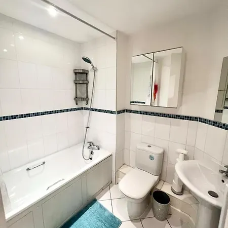 公寓 Modern 2 Bedroom Close To Center Zone 2 伦敦