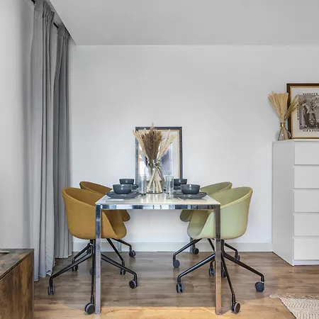 London's Famous Brick Lane - 1 Bed Flat Sleeps 5 Apartment