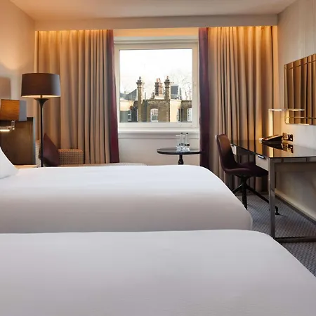 Отель Hilton Angel Islington 4*