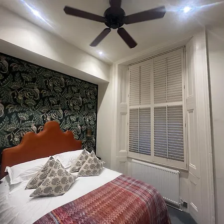 Vancouver Hotel 3*